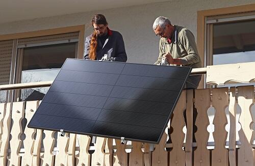 Balkonkraftwerk vs. Dachanlagen